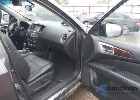 2014 Nissan Pathfinder Platinum из США, поврежденный, VIN 5N1AR2MM3EC621401